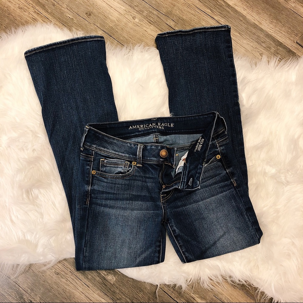 American Eagle “Kick Boot” Super Stretch Size 4